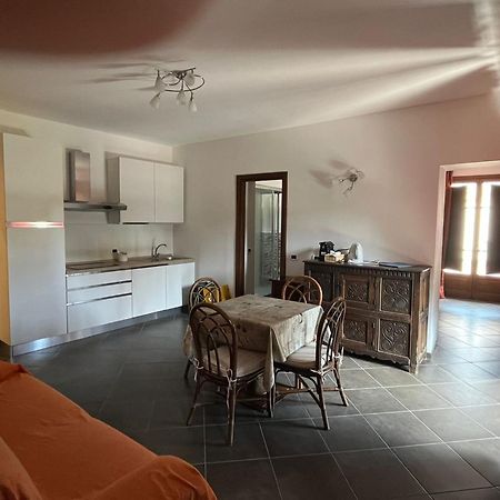 Residence Villa Il Casale - Appartamenti Wellness E Piscina Riscaldata Tovo San Giacomo Eksteriør bilde