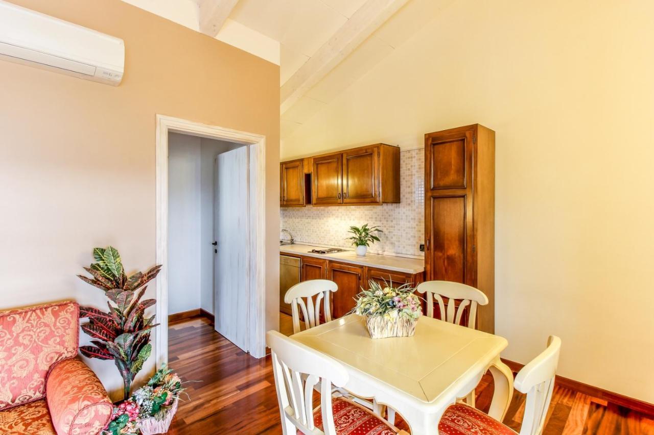 Residence Villa Il Casale - Appartamenti Wellness E Piscina Riscaldata Tovo San Giacomo Eksteriør bilde