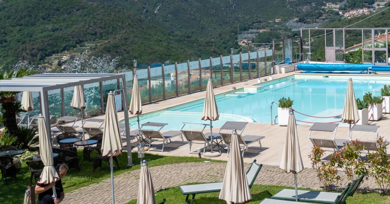 Residence Villa Il Casale - Appartamenti Wellness E Piscina Riscaldata Tovo San Giacomo Eksteriør bilde