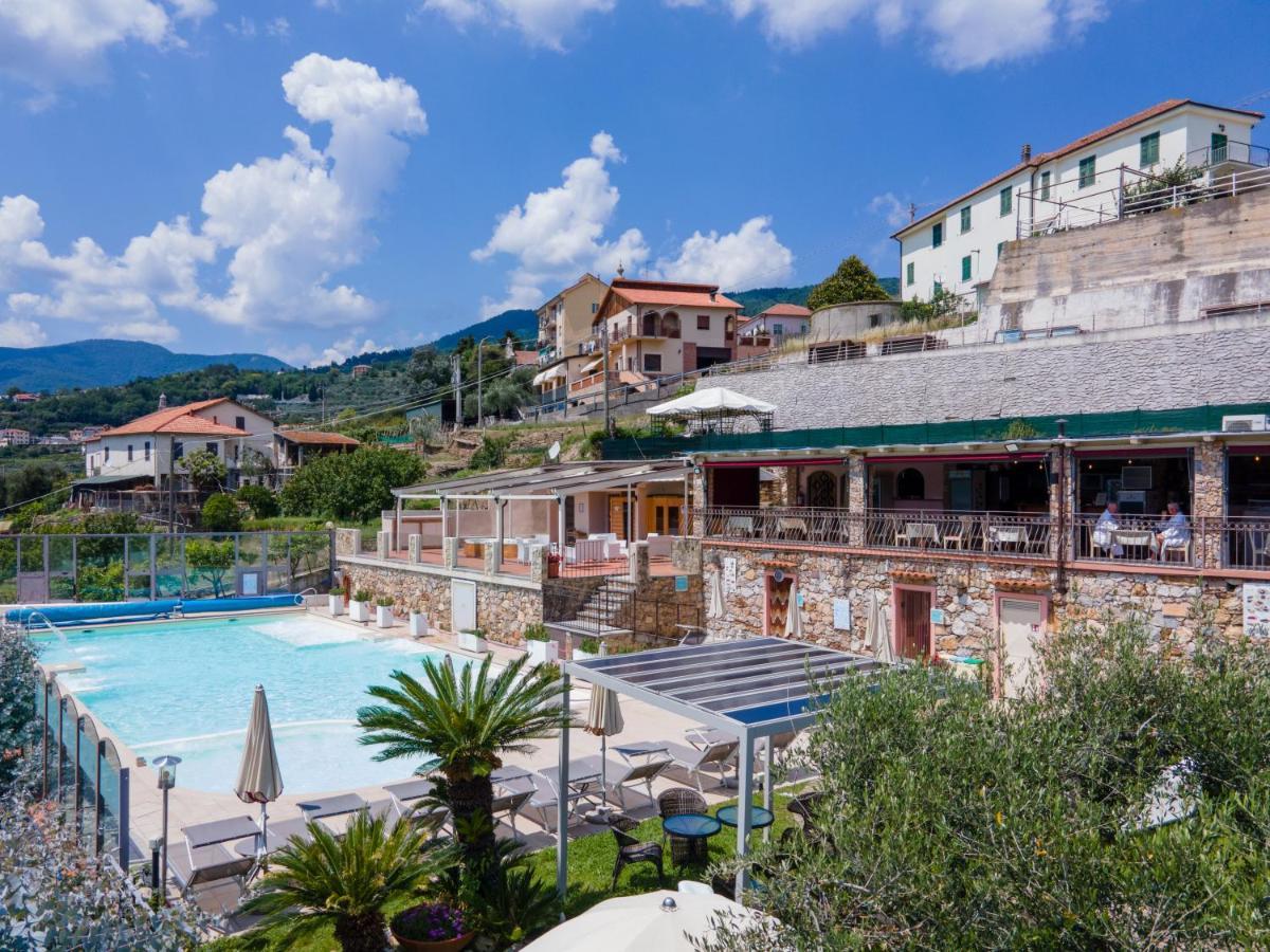 Residence Villa Il Casale - Appartamenti Wellness E Piscina Riscaldata Tovo San Giacomo Eksteriør bilde