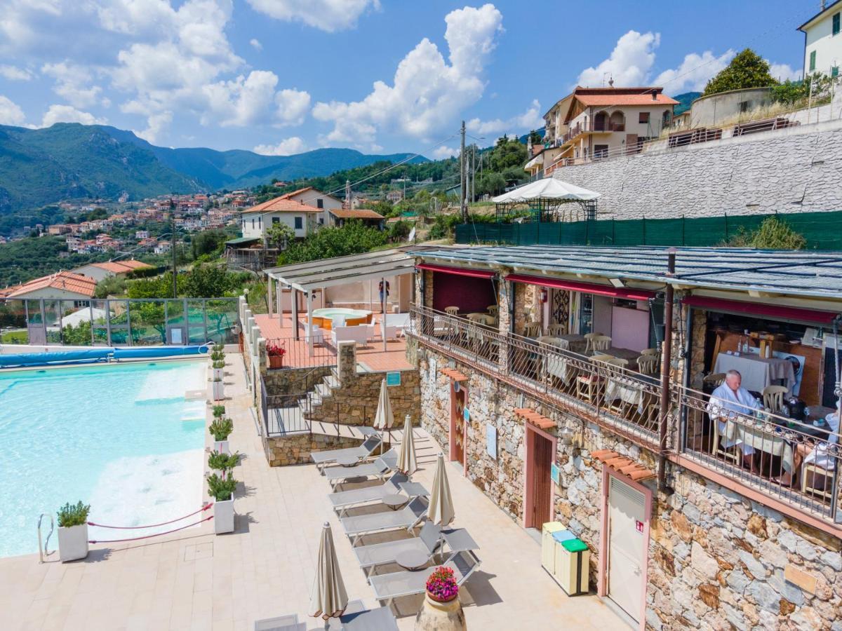 Residence Villa Il Casale - Appartamenti Wellness E Piscina Riscaldata Tovo San Giacomo Eksteriør bilde