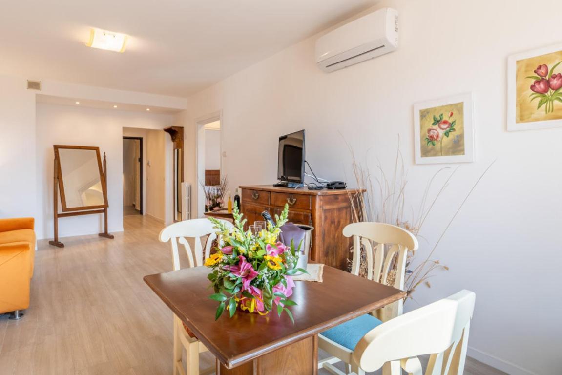 Residence Villa Il Casale - Appartamenti Wellness E Piscina Riscaldata Tovo San Giacomo Eksteriør bilde