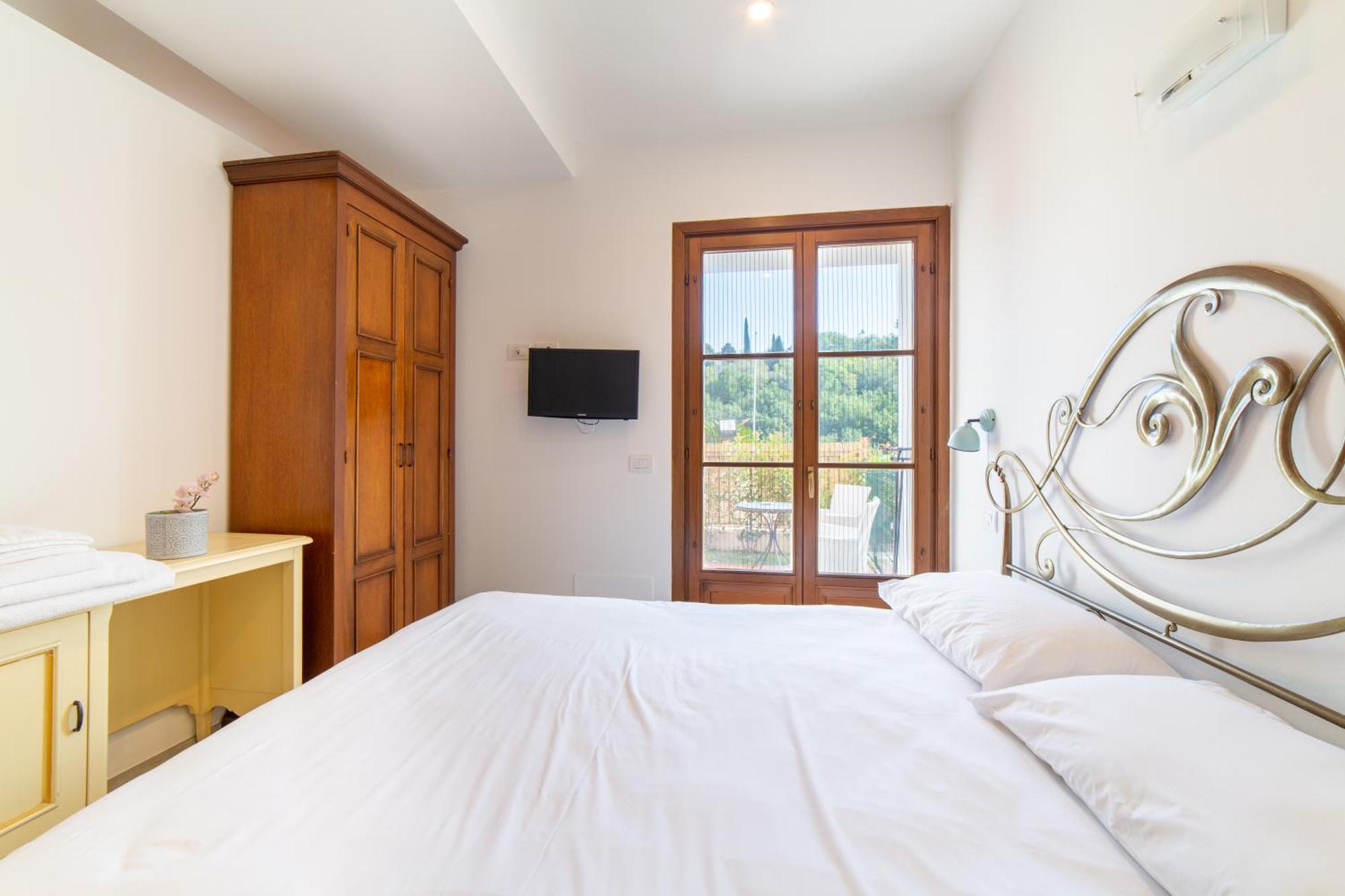 Residence Villa Il Casale - Appartamenti Wellness E Piscina Riscaldata Tovo San Giacomo Eksteriør bilde