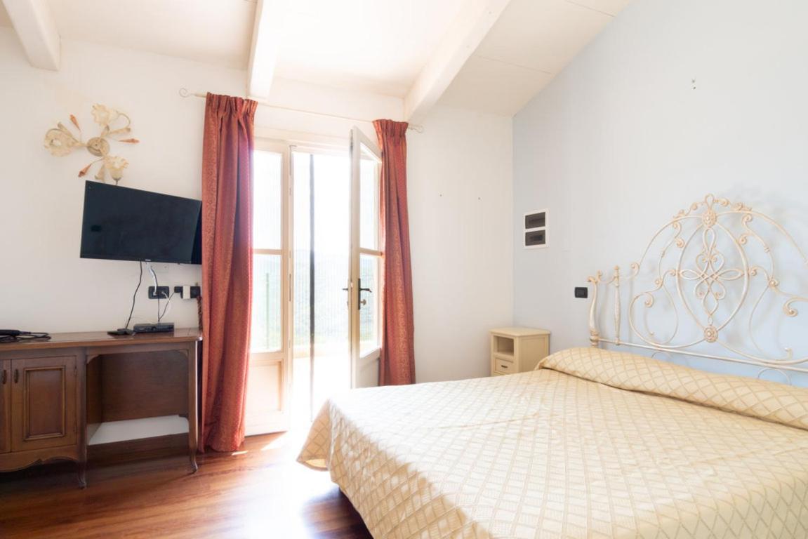 Residence Villa Il Casale - Appartamenti Wellness E Piscina Riscaldata Tovo San Giacomo Eksteriør bilde