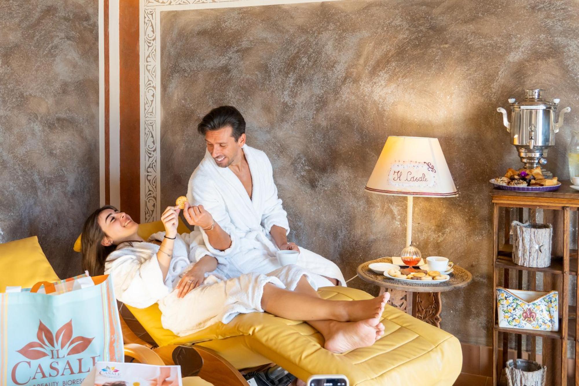 Residence Villa Il Casale - Appartamenti Wellness E Piscina Riscaldata Tovo San Giacomo Eksteriør bilde